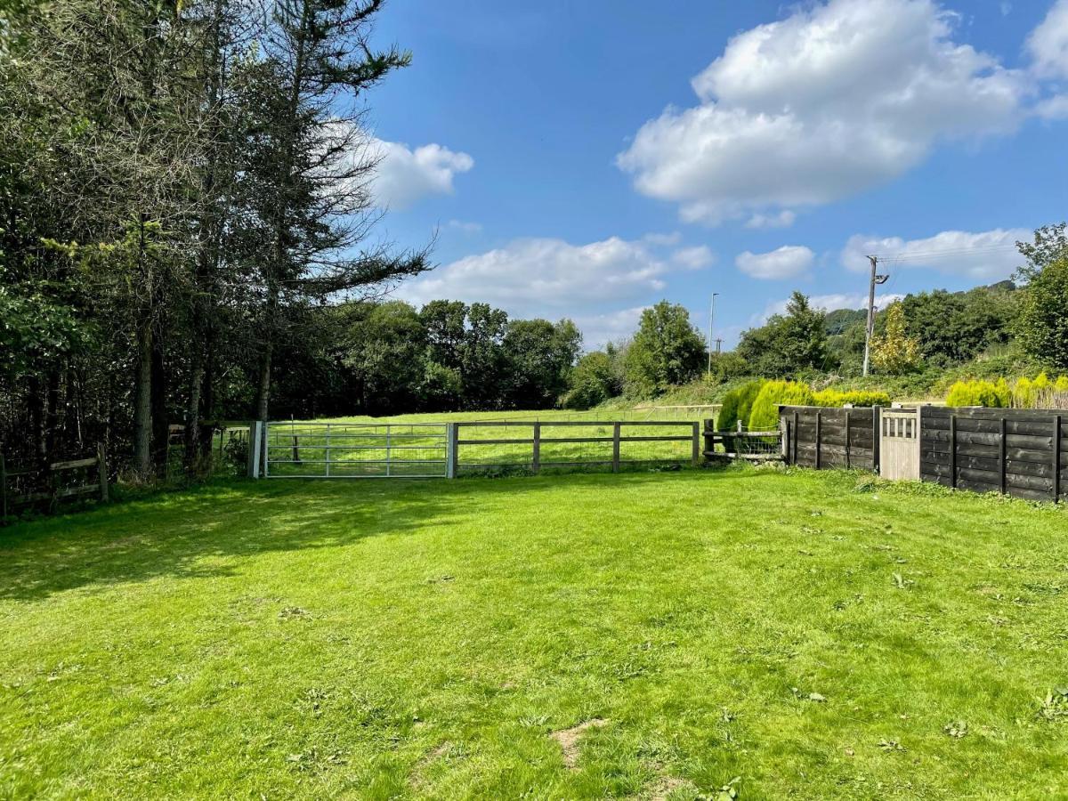The Annex At Pantglas Farm Pontyclun Exterior photo